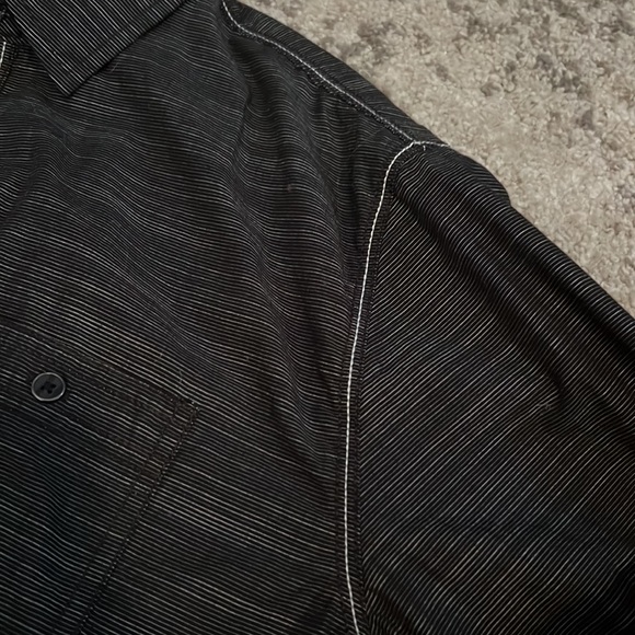 Beverly Hills Polo Button Down Dress Shirt - Picture 4 of 6